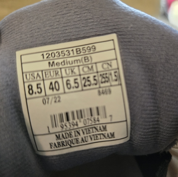 Brooks Adrenaline GTS 22 - Picture 7 of 16